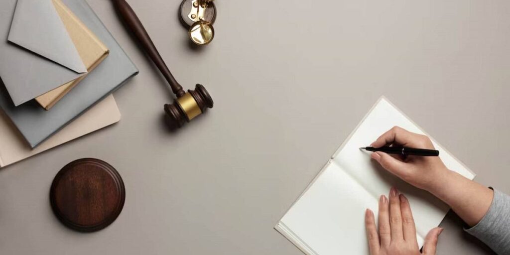 چرا به مشاوره حقوقی نیاز داریم؟