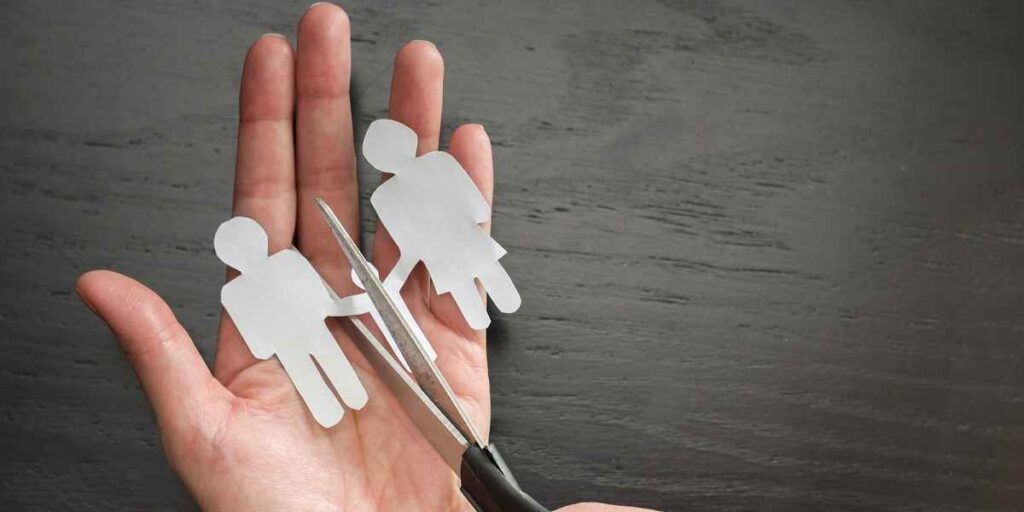 شرایط زن در طلاق غیابی